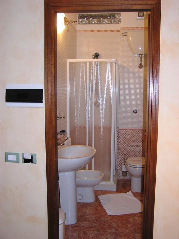 Hotel Mistral Portoscuso Chambre photo