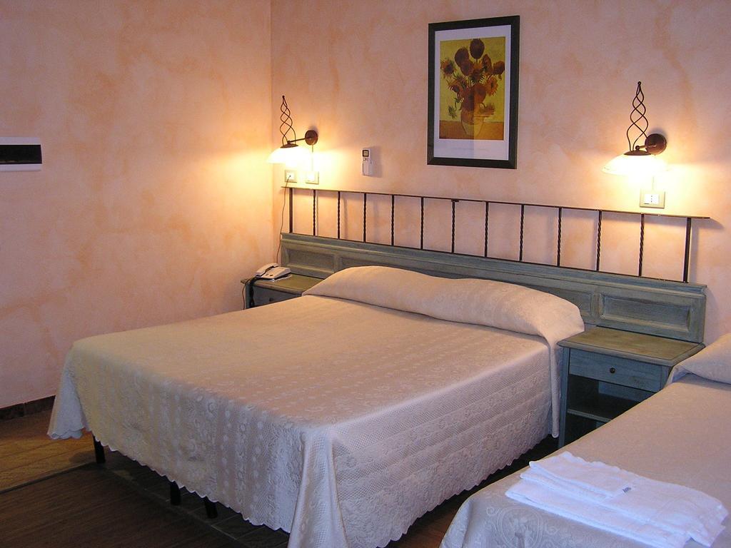 Hotel Mistral Portoscuso Extérieur photo