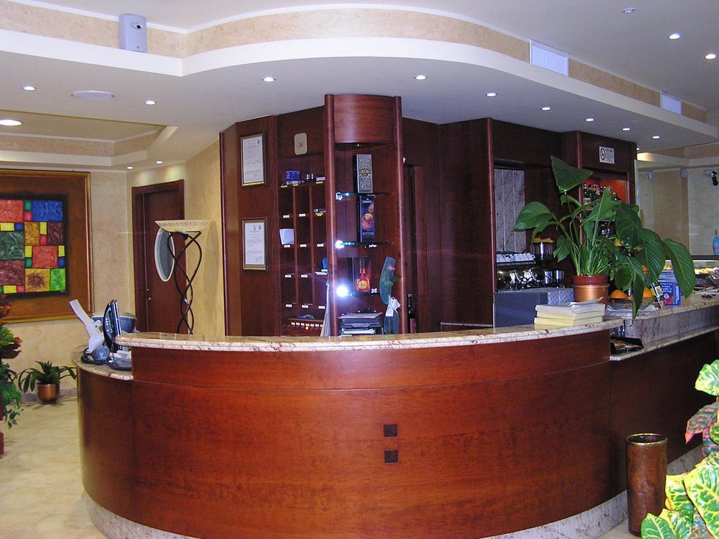 Hotel Mistral Portoscuso Extérieur photo