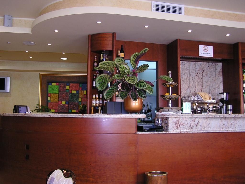 Hotel Mistral Portoscuso Extérieur photo