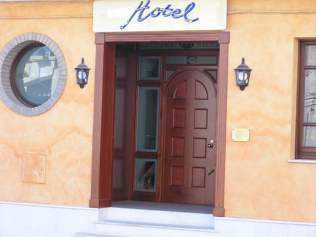 Hotel Mistral Portoscuso Extérieur photo